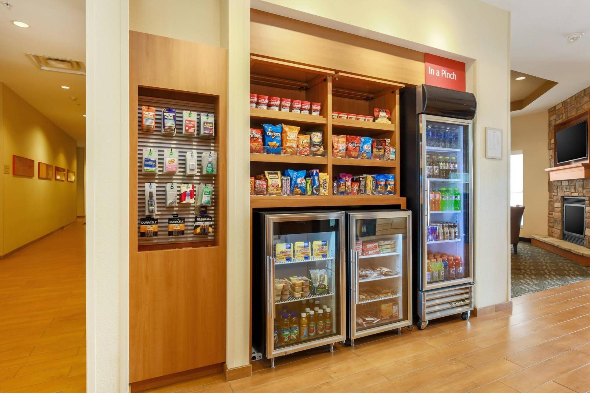 Towneplace Suites By Marriott Cheyenne Southwest/Downtown Area Eksteriør billede