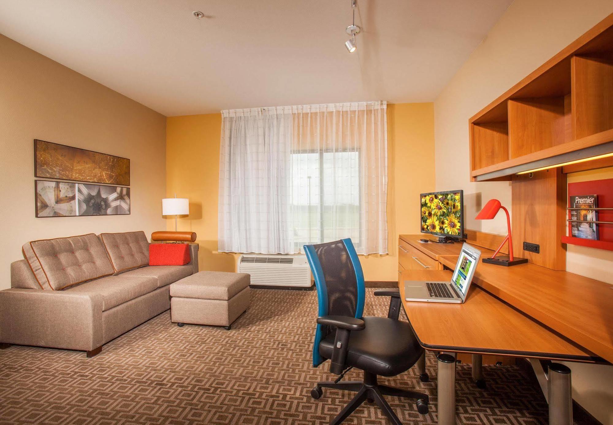 Towneplace Suites By Marriott Cheyenne Southwest/Downtown Area Eksteriør billede